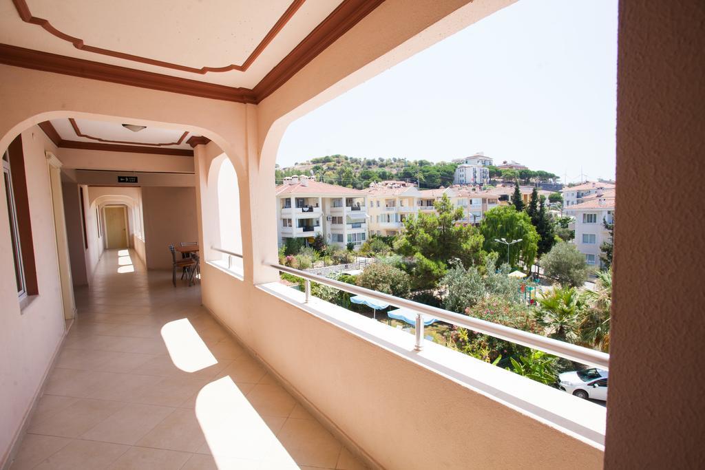 Yalcinkaya Apart Hotel Cesme Exterior photo